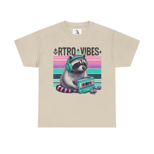 Retro Raccoon Tee, Fun Graphic Shirt for Animal Lovers, Perfect for Casual Outings, Gift for Birthdays or Retro Parties - Image 4