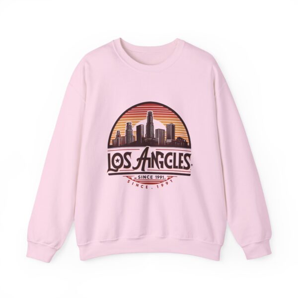 Los Angeles Vintage Crewneck Sweatshirt, Casual Streetwear, Gift for LA Lovers, Unisex Apparel, Comfortable Fashion - Image 4