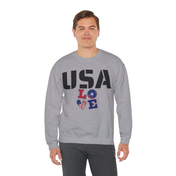 USA Love Unisex Heavy Blend™ Crewneck Sweatshirt, Patriotic Sweatshirt, Comfortable Casual Wear, Graphic t-shirt - Image 3