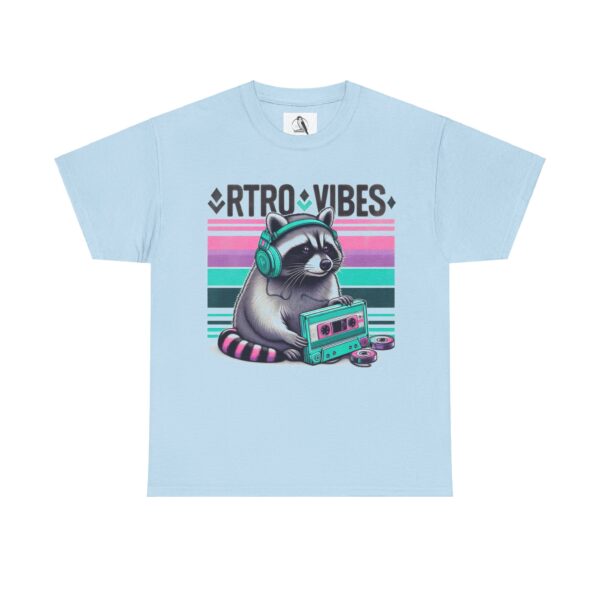 Retro Raccoon Tee, Fun Graphic Shirt for Animal Lovers, Perfect for Casual Outings, Gift for Birthdays or Retro Parties - Image 2